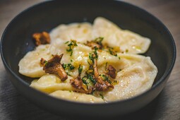 Vorschaubild Teigtaschen (Hühnerfleisch oder vegetarisch)