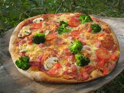 Vorschaubild Pizza vom Stein