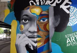 Vorschaubild "Dualité colorée", in Aubervilliers