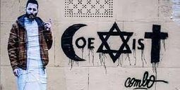 Vorschaubild Coexist, by Combo, a french artist. Located in Paris.