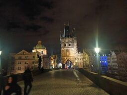 Vorschaubild Die Karlsbrücke (fast) menschenleer